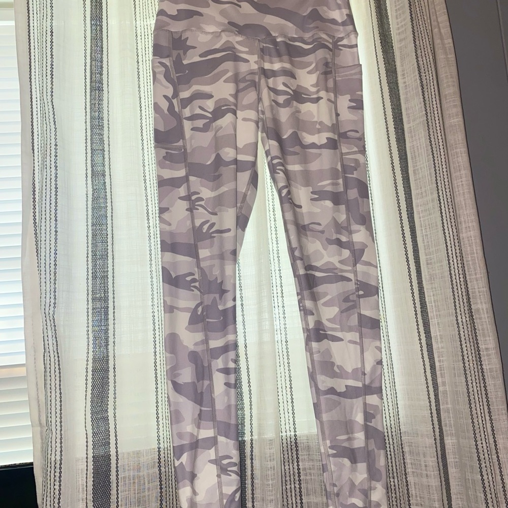 White and light gray camo leggings